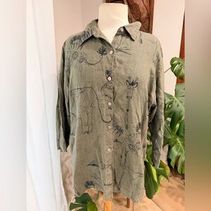 Chico’s Linen Animal Print Button Up Shirt Olive Green Size‎ 2 L XL